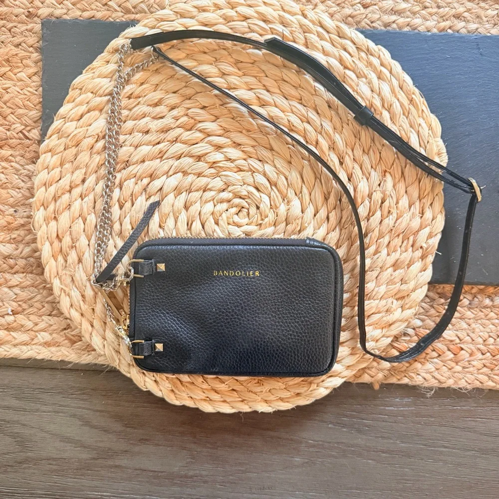 Bandolier EXPANDED POUCH Top Grain Leather Expanded Zip Pouch in Black/Gold - Picture 3 of 9